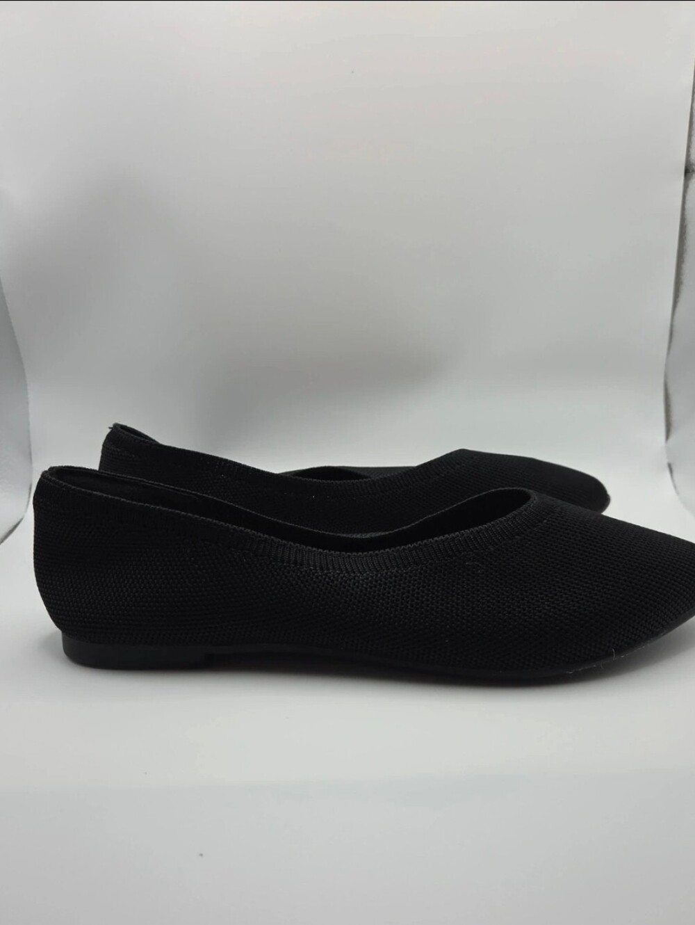 Black Women's Knit Ballet Flats - Classic Comfort